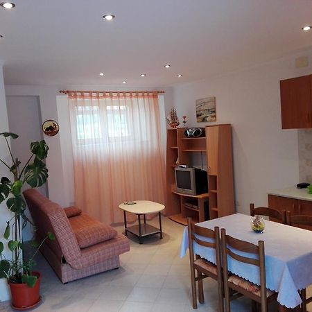 Apartment Luka Novigrad Istria Exterior foto