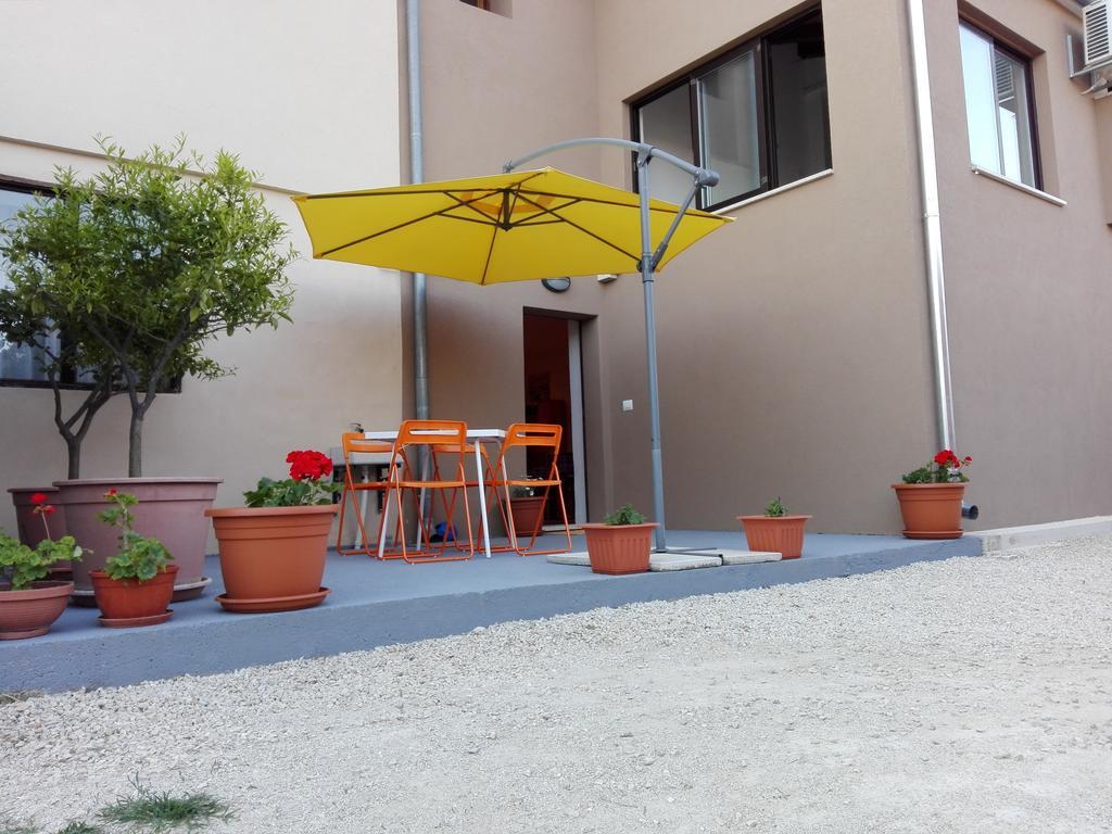 Apartment Luka Novigrad Istria Exterior foto